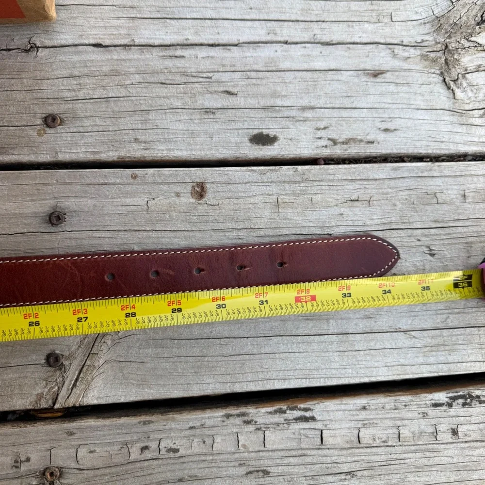 Vintage Genuine Leather Belt Womens Small Brown Whipstitch Buckle Made in‎ USA